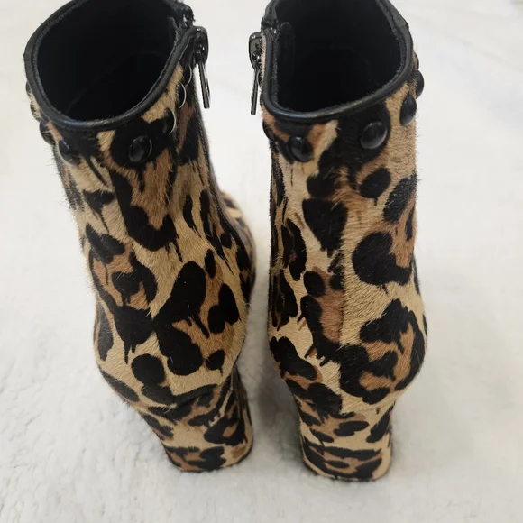 Coach Felicia Leopard Print Calf Hair Wild Beast Bootie Ankle Boots Size 8 B - Picture 5 of 9